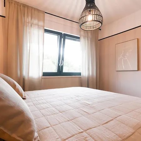 Mr.sailor Apartment